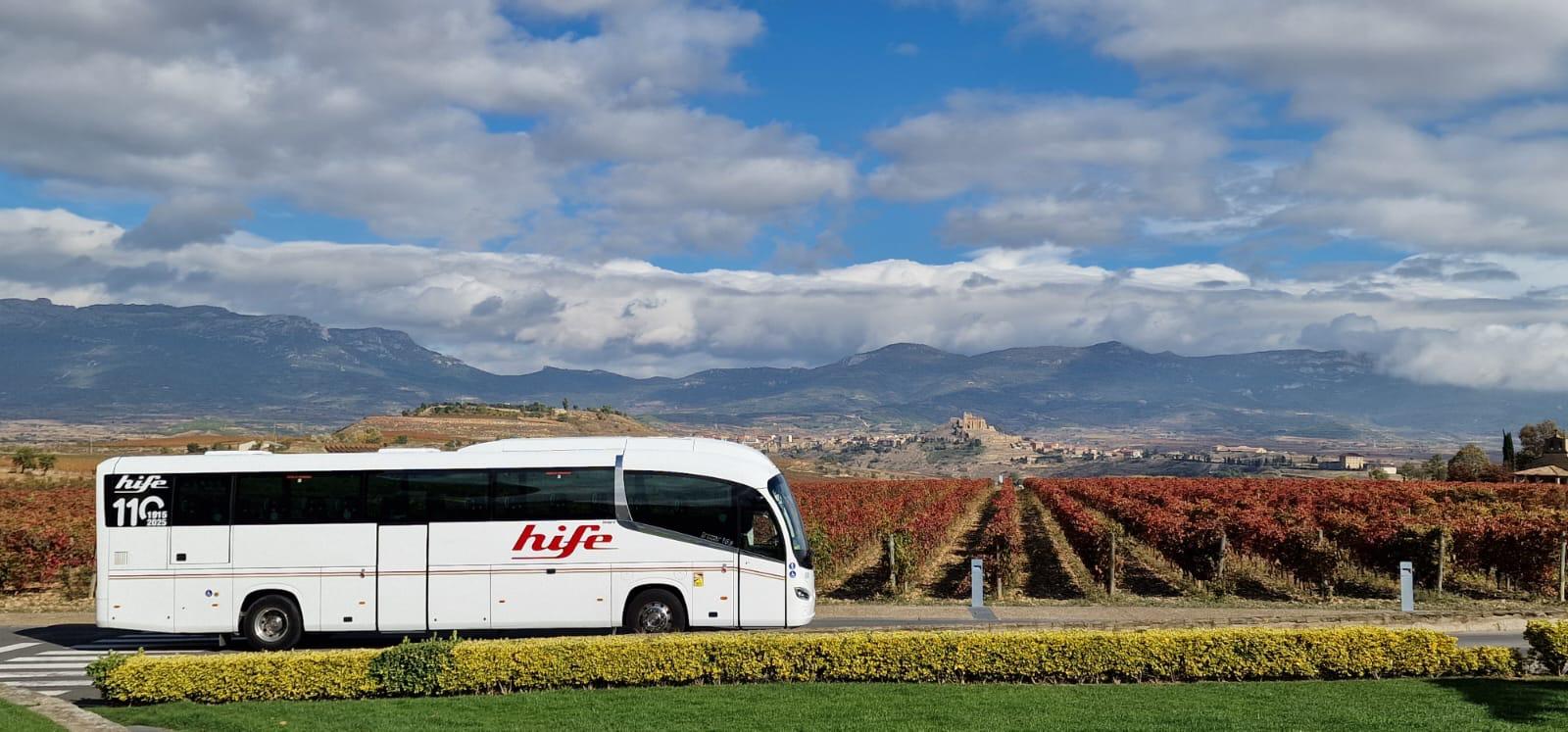 Alquiler de autobuses para enoturismo y experiencias gastronómicas